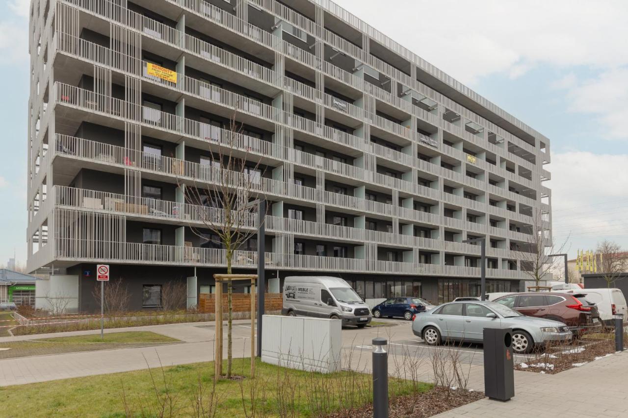 Wola Spacious Flat With Air Conditioning & Balcony By Noclegi Renters Varsóvia Exterior foto